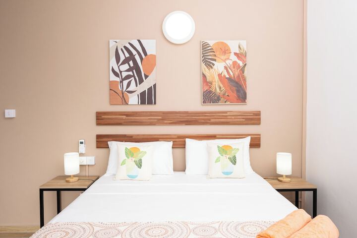 Room 15 of 90