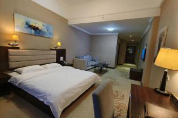 Room 19 of 19