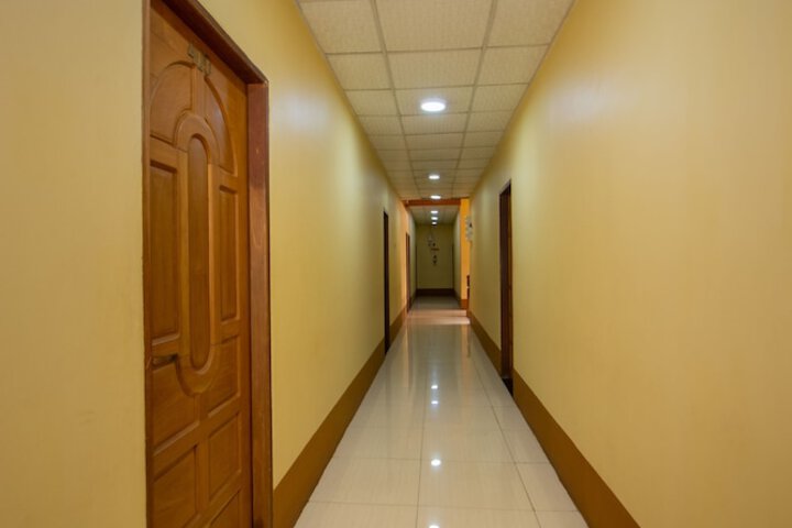 Ballroom/Hall 42 of 47