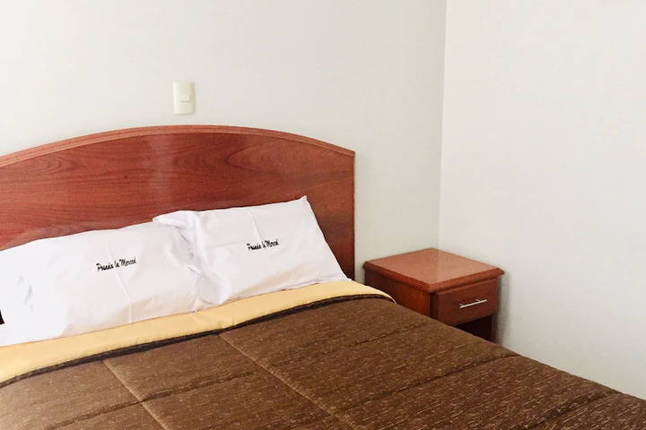 Room 9 of 9
