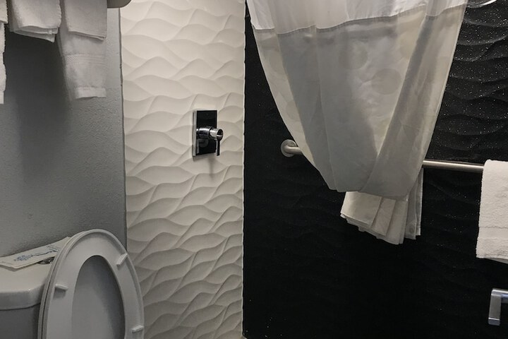 Room 35 of 101