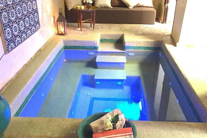 Hotel with Pool