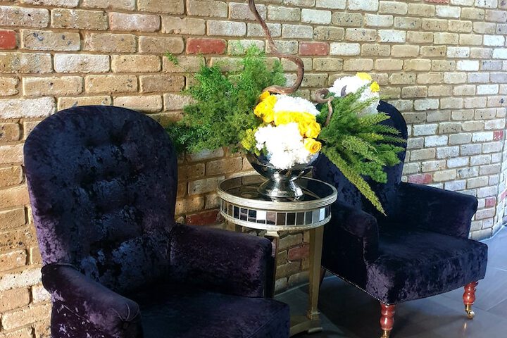 Entrance & Lobby