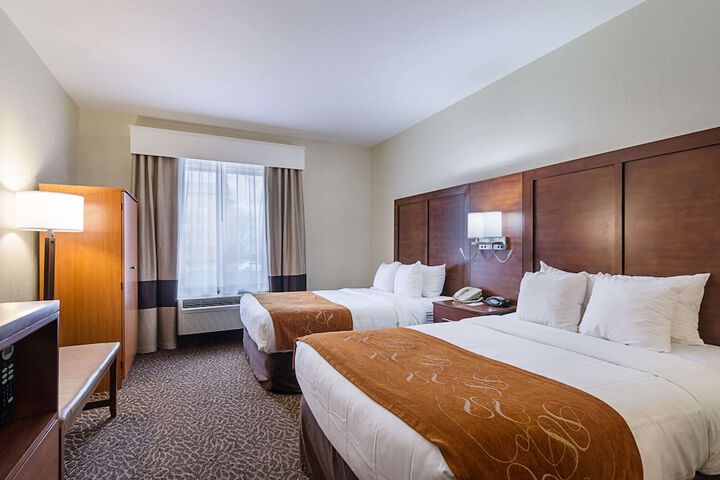 1 King Bed Suite (12 of 21)