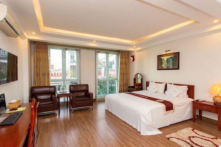Room 8 of 31