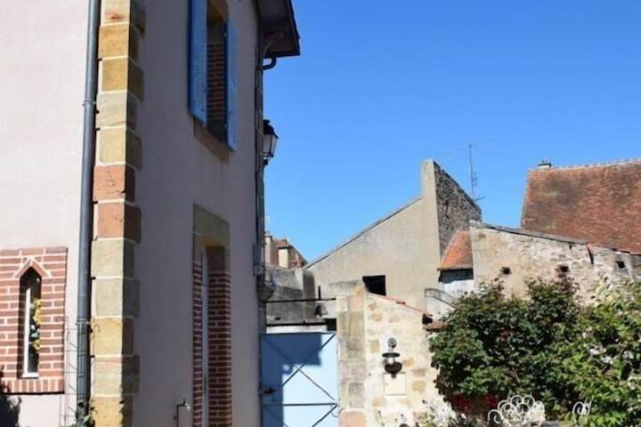 Le Clos Monade au Coeur du Bourbonnais