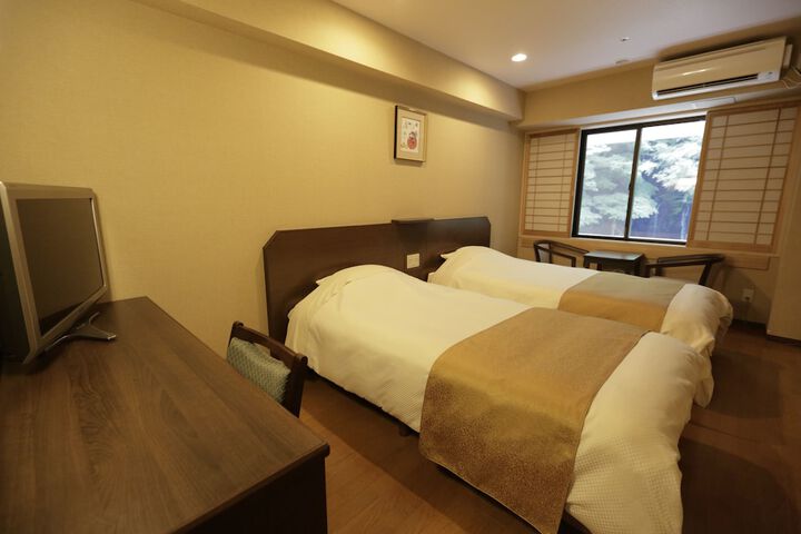 Room 10 of 89