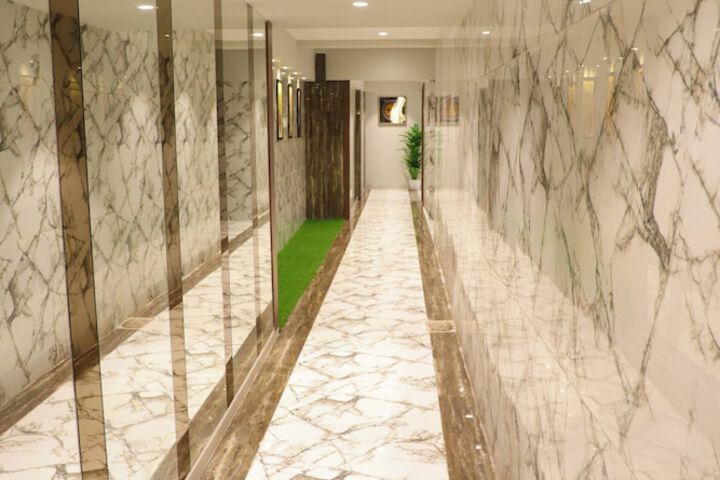 Hotel 5 of 28