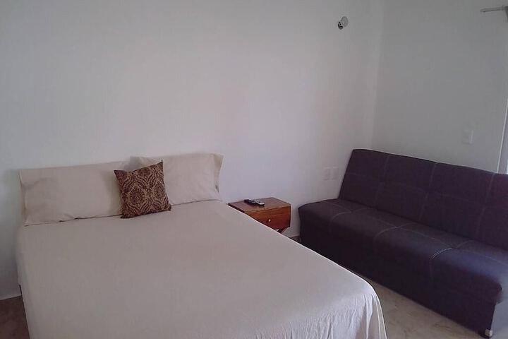 Room 4 of 47