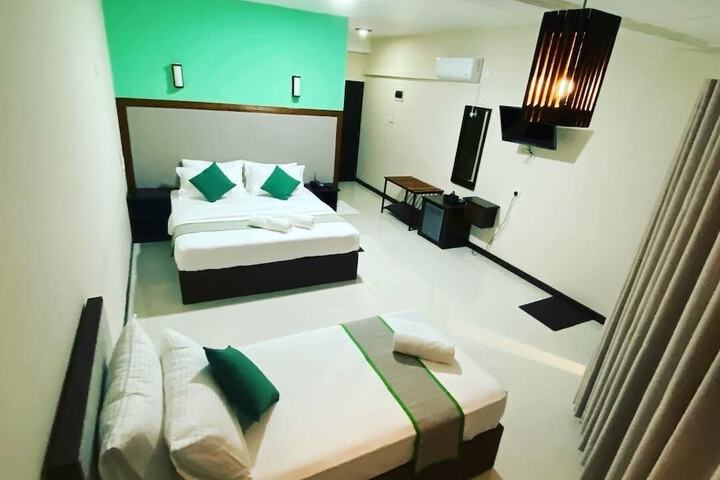 Room 3 of 38