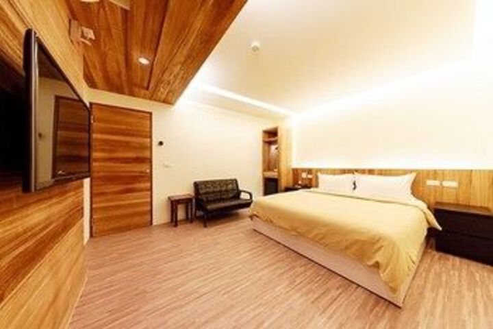 Room 21 of 25