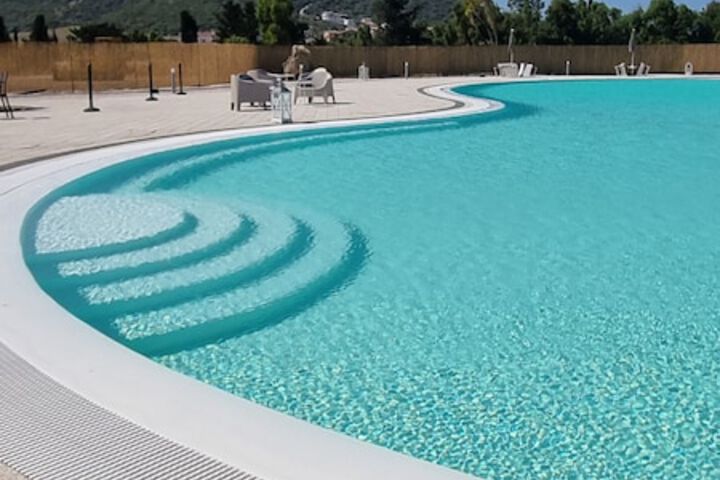 Pool 31 of 58