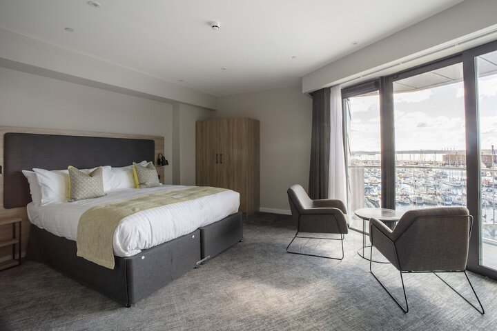Room 13 of 44