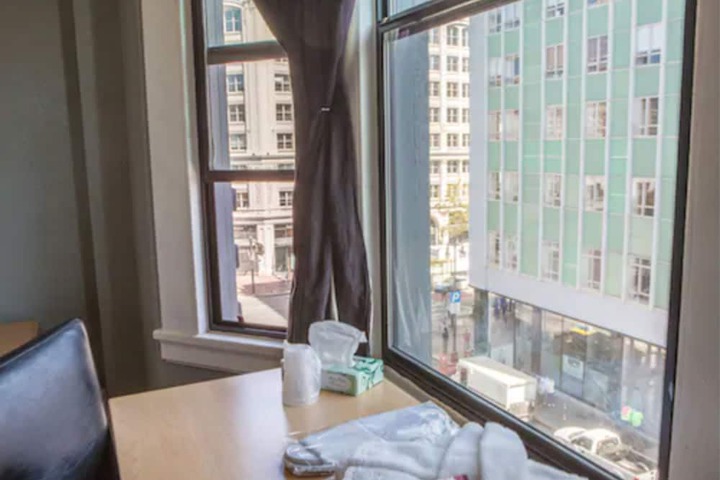 Deluxe Double Bed Shared Bathroom (6 of 20)
