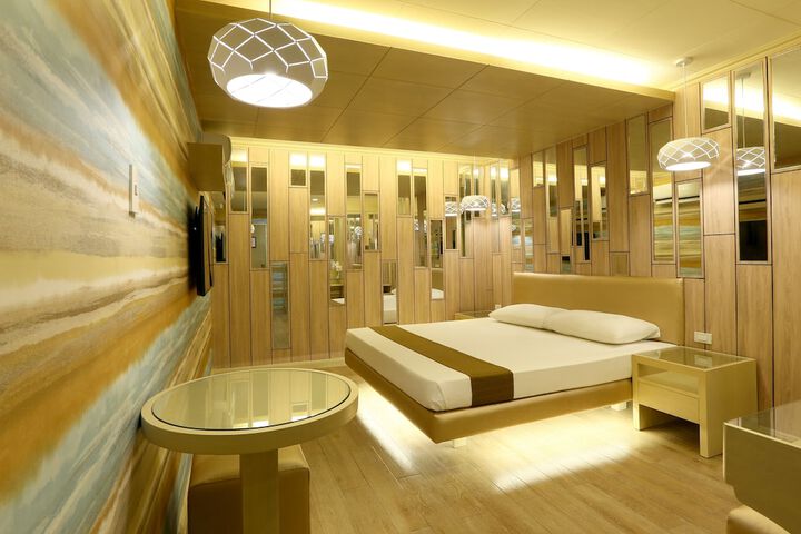 Room 25 of 56
