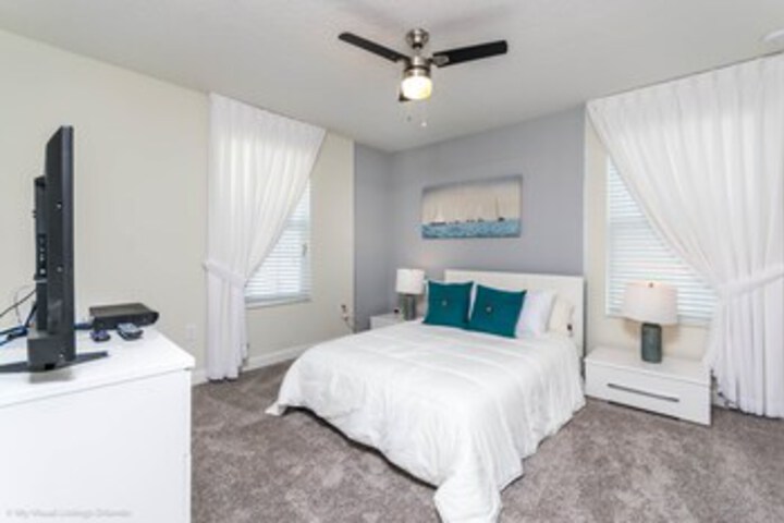 Room 43 of 53