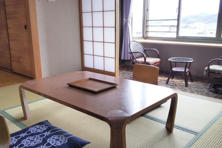 Room 5 of 23