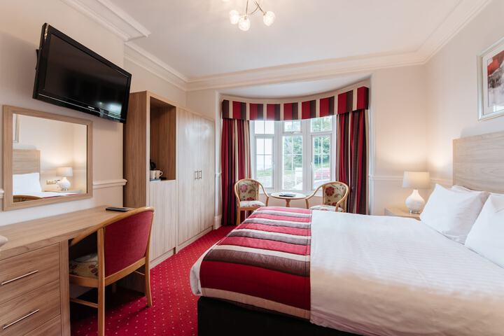 Room 43 of 111