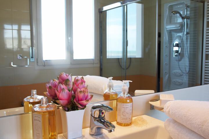 Clean Restrooms
