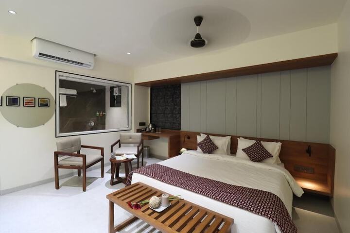 Room 7 of 55