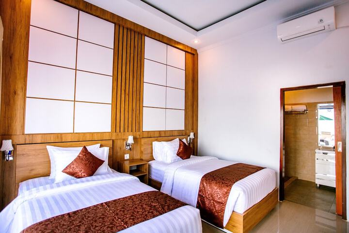 Room 4 of 41