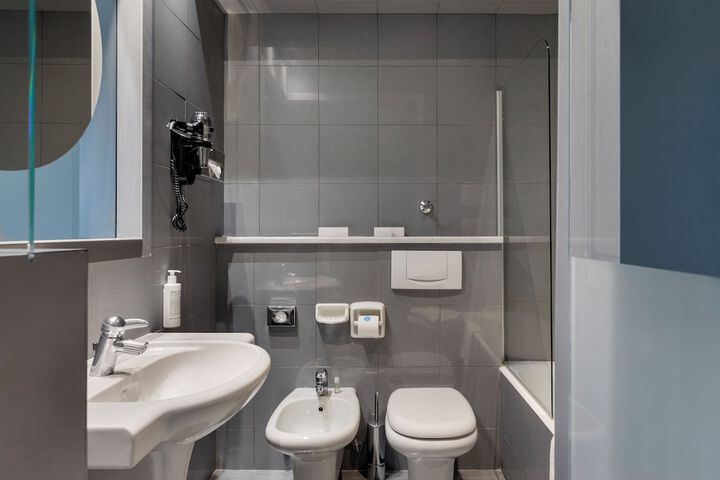 Clean Restrooms