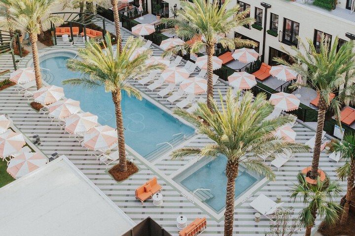 Hotel View 164 of 166