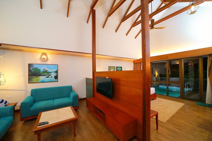 Room 30 of 98