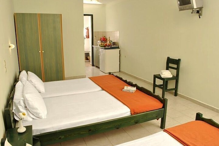 Room 22 of 46