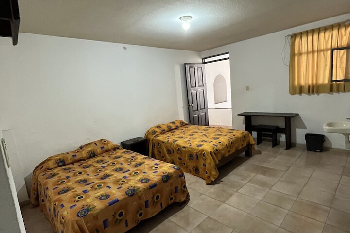 Room 10 of 21