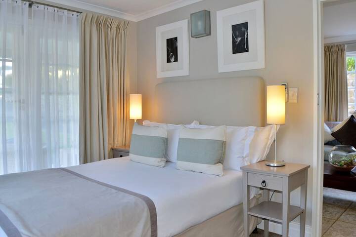 Room 35 of 517