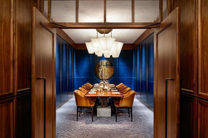 Dining 84 of 131