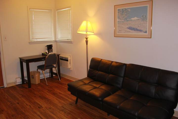 Room 5 of 46