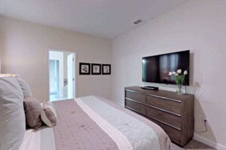 Room 37 of 39