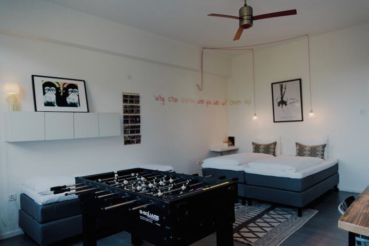 Room 9 of 65