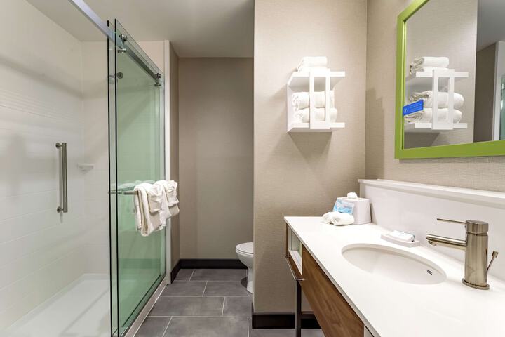 Bathroom shower