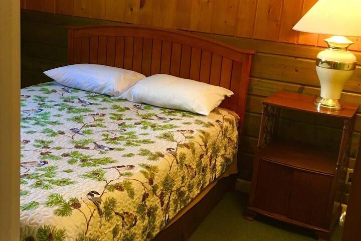 Room 3 of 35