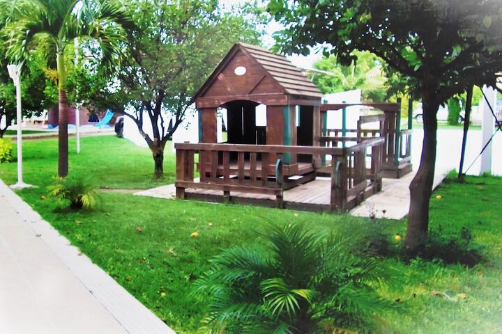 Children's play area - outdoor