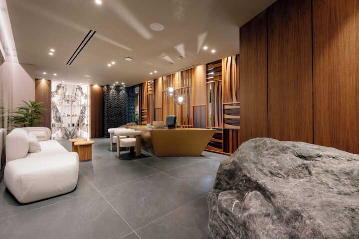 Hotel Interior 259 of 340