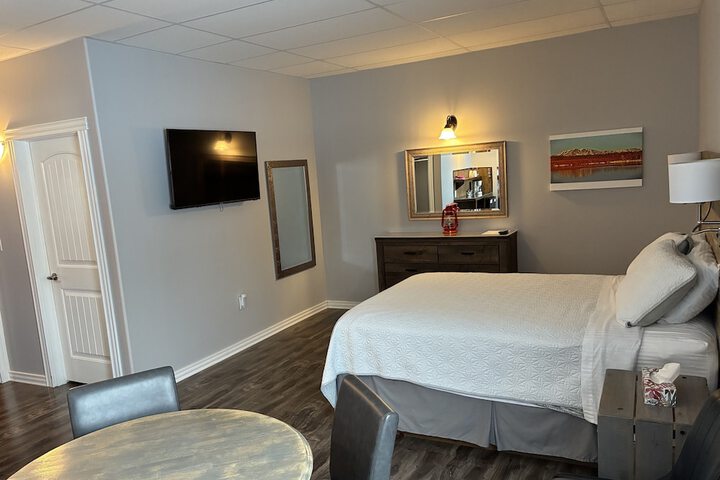 Room 11 of 35