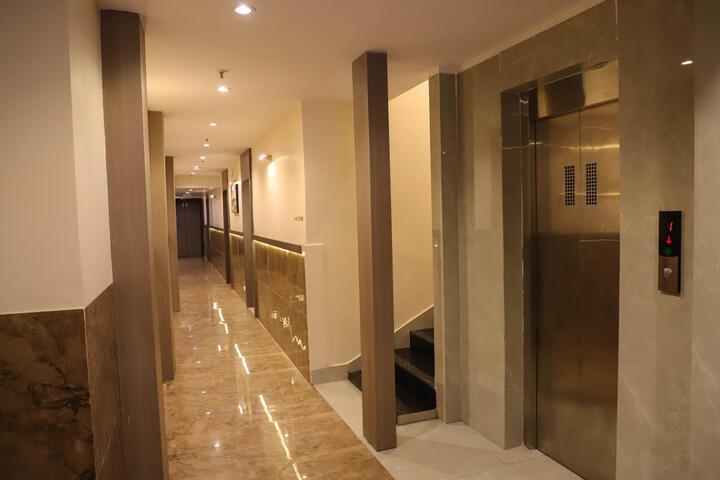 Hotel Interior 8 of 36