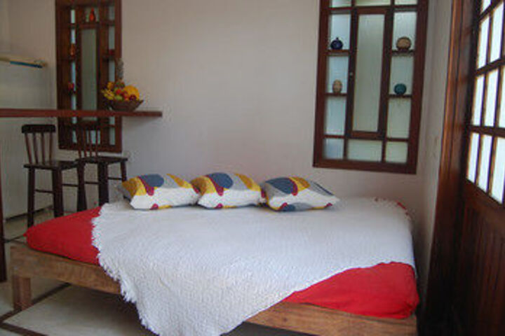 Room 10 of 29