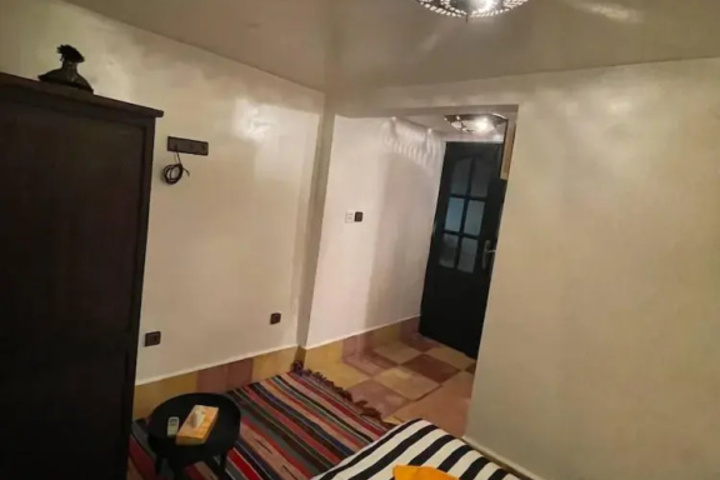 Room 5 of 28