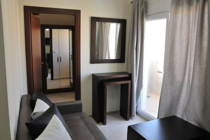 Room 8 of 46
