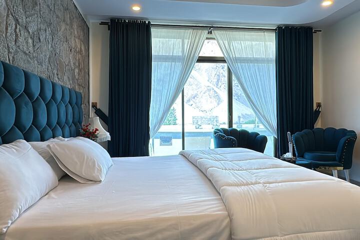 Room 26 of 39