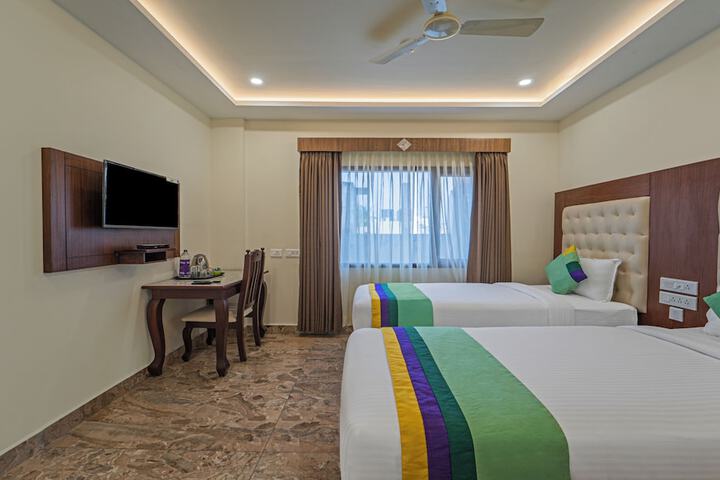 Room 20 of 28
