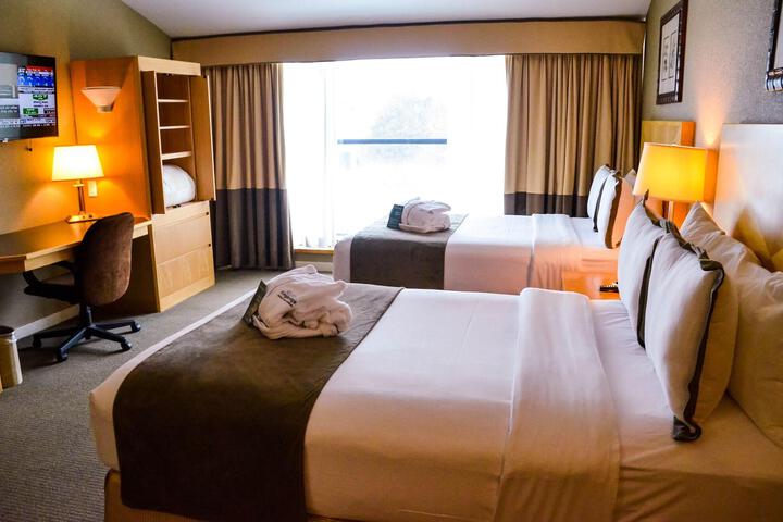 Room 2 of 12