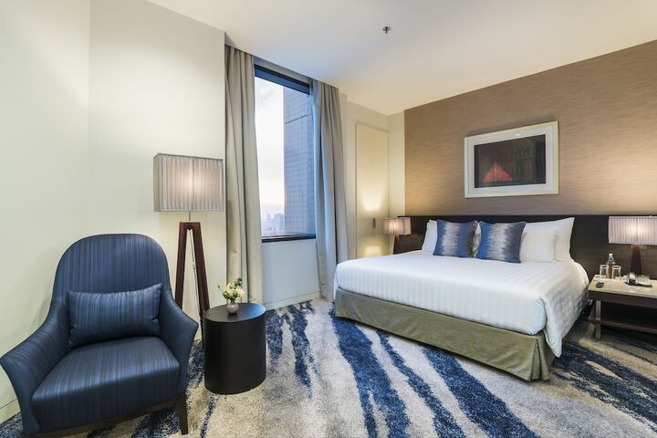Room 15 of 280