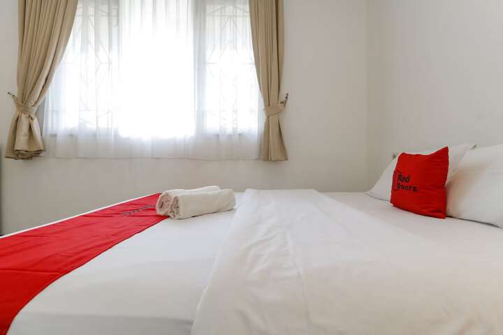 Room 3 of 15