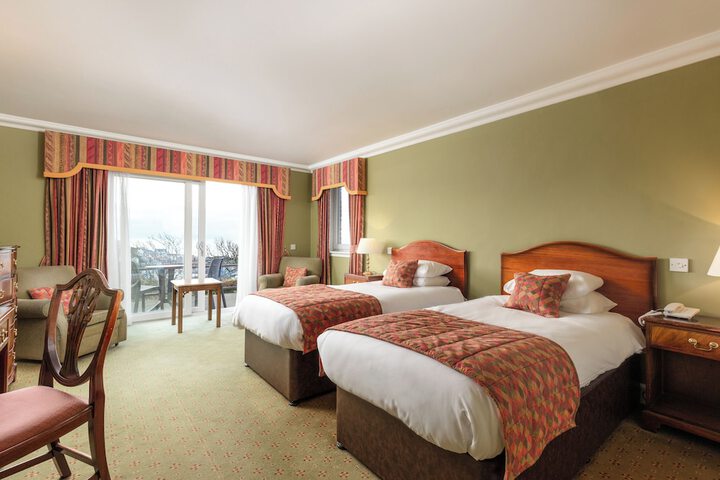Room 34 of 74